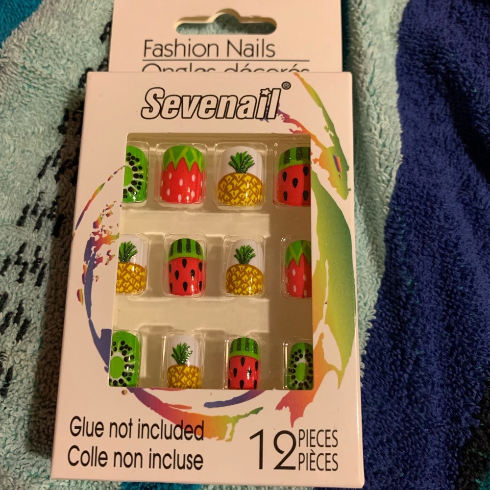 Fruity fashion nails. Glue not included